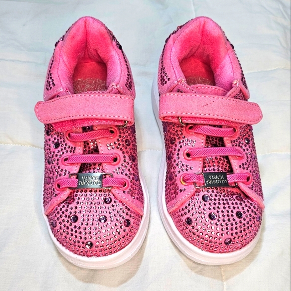 Vince Camuto "Little Girls" Comfy Running Shoes SIZE 7 - Picture 1 of 7